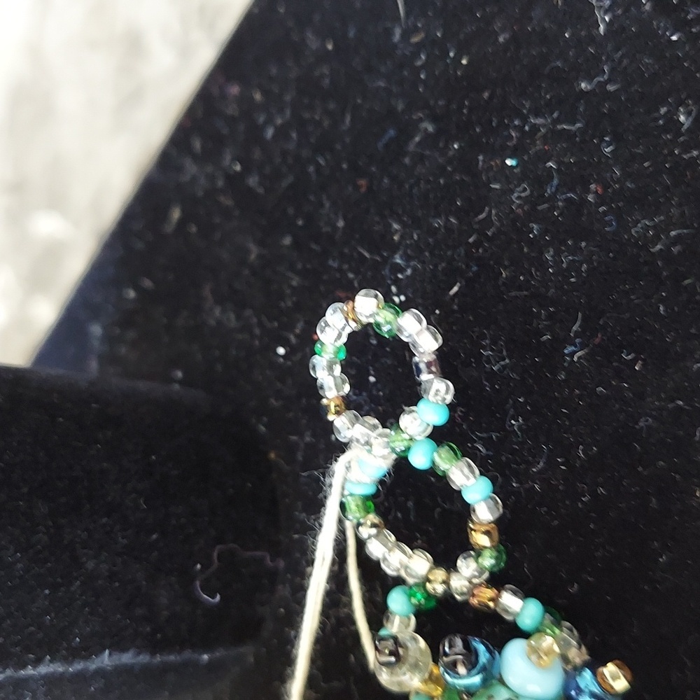 Hand beaded bracelet - Picture 4 of 4